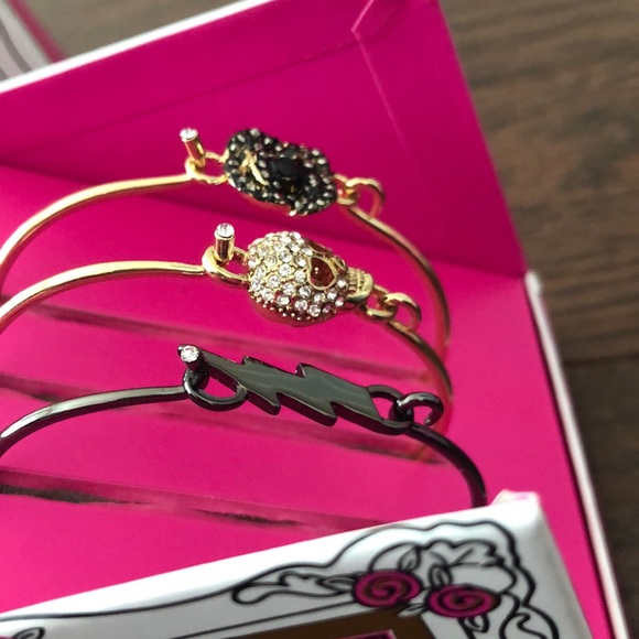 Betsey Johnson Bracelets - Picture 4 of 5
